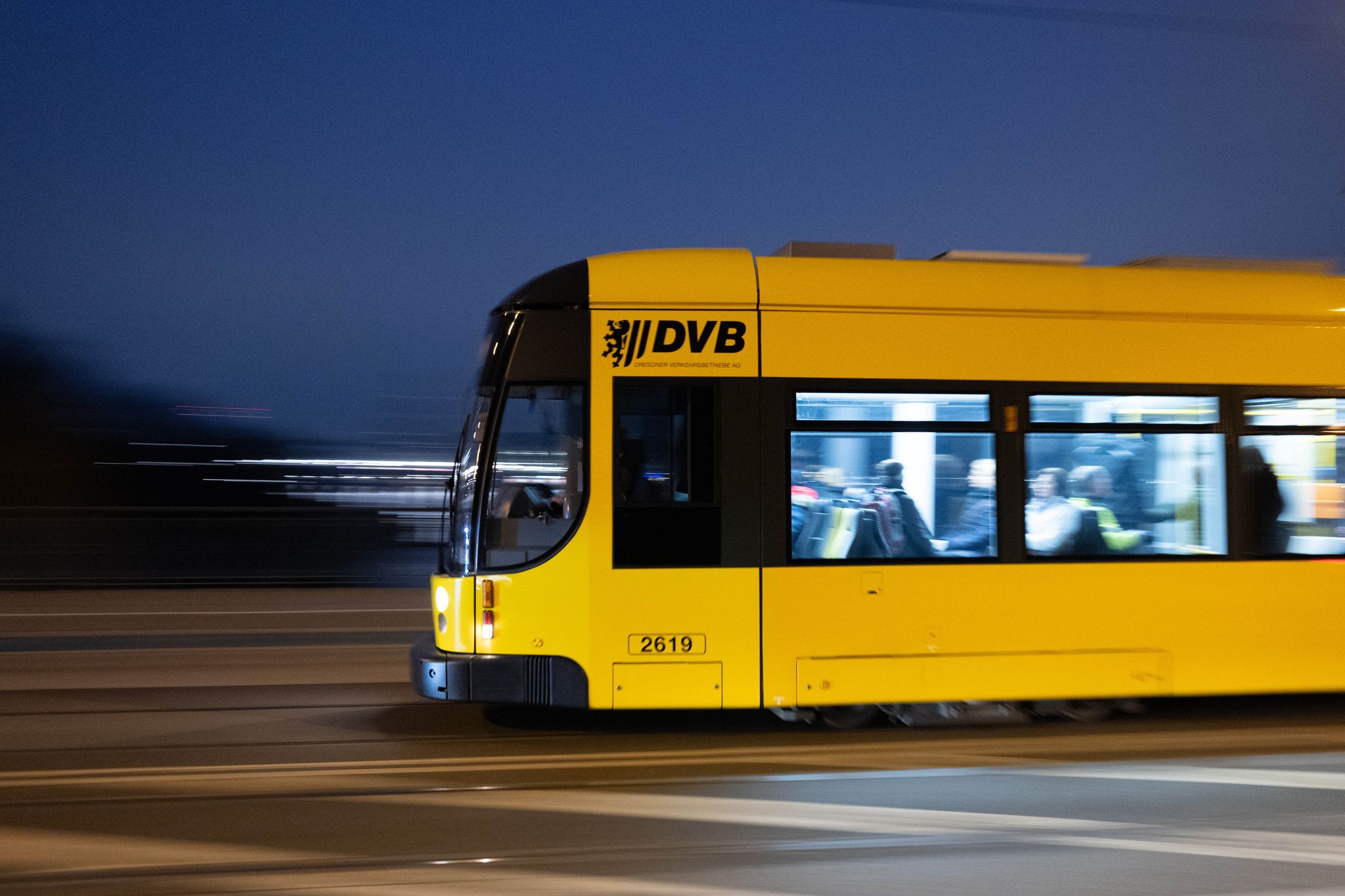 Messerattacke in Dresden – Fahndung nach zweitem Täter