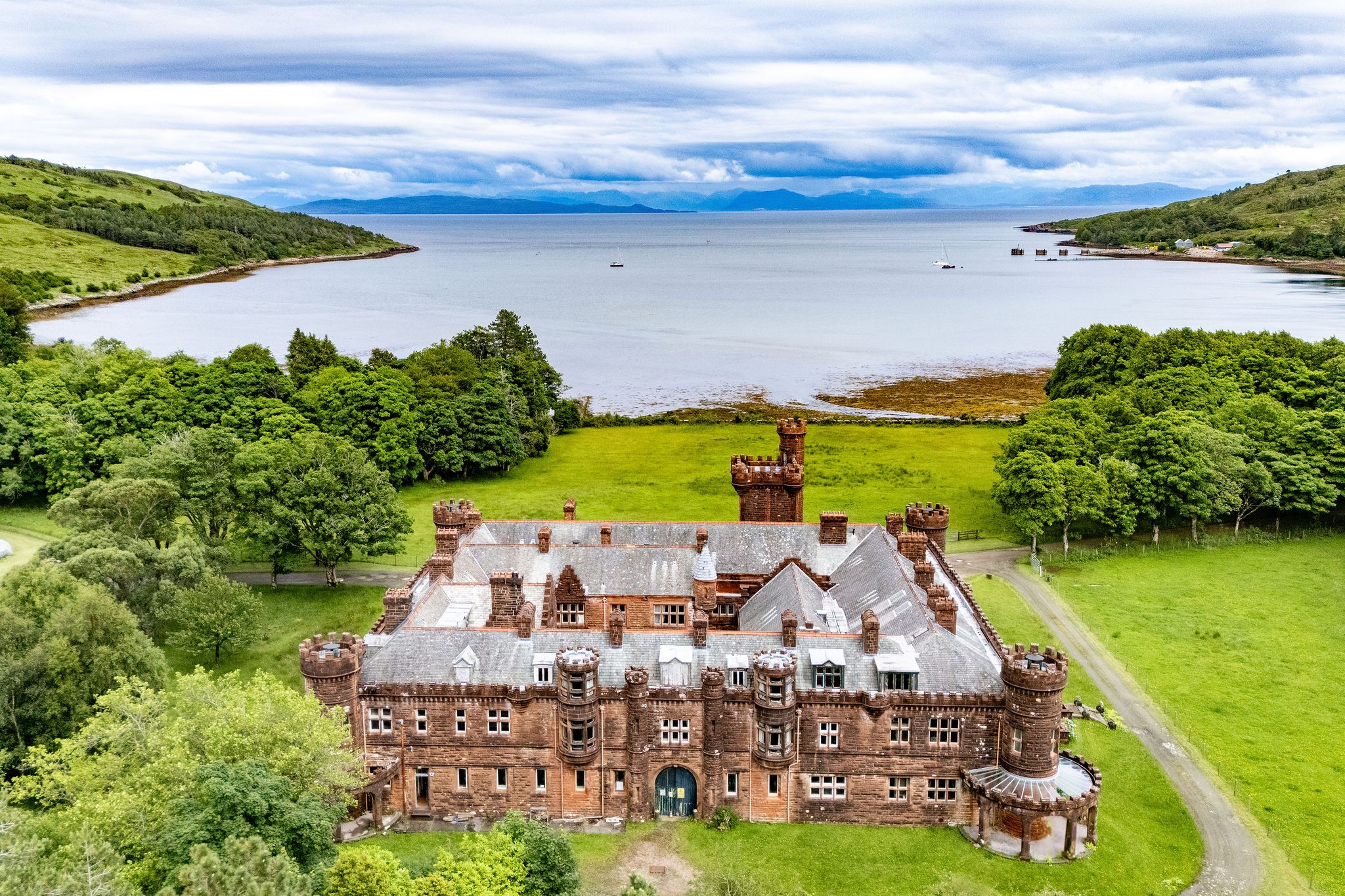 Schlossherrin oder Schlossherr in Schottland gesucht