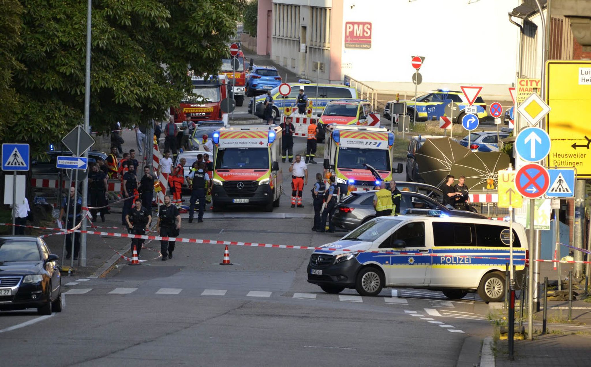 Nach Raubüberfall fallen Schüsse – Polizist stirbt
