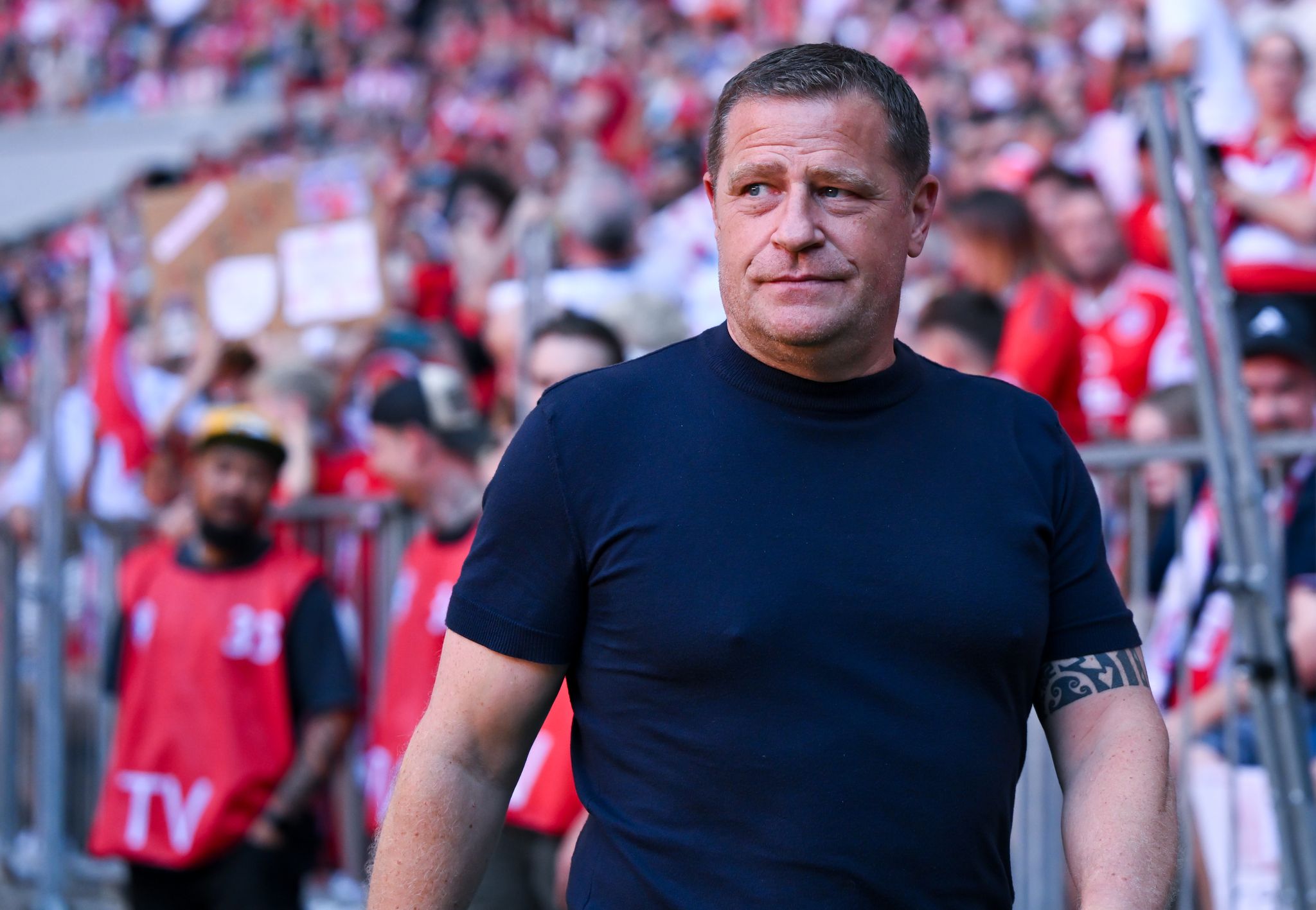 FC Bayern plant ohne Neu-Nationalspieler Woltemade,Transferzeit noch nicht vorbei.