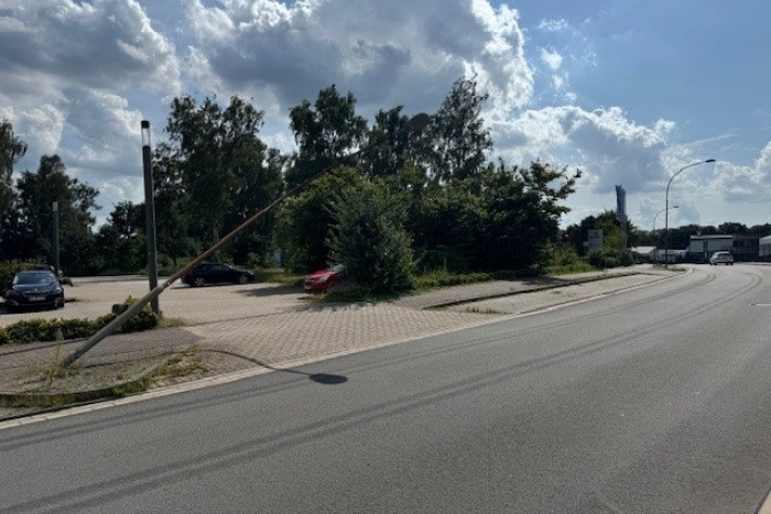 Trittau: Verkehrsunfallflucht – Zeugen gesucht