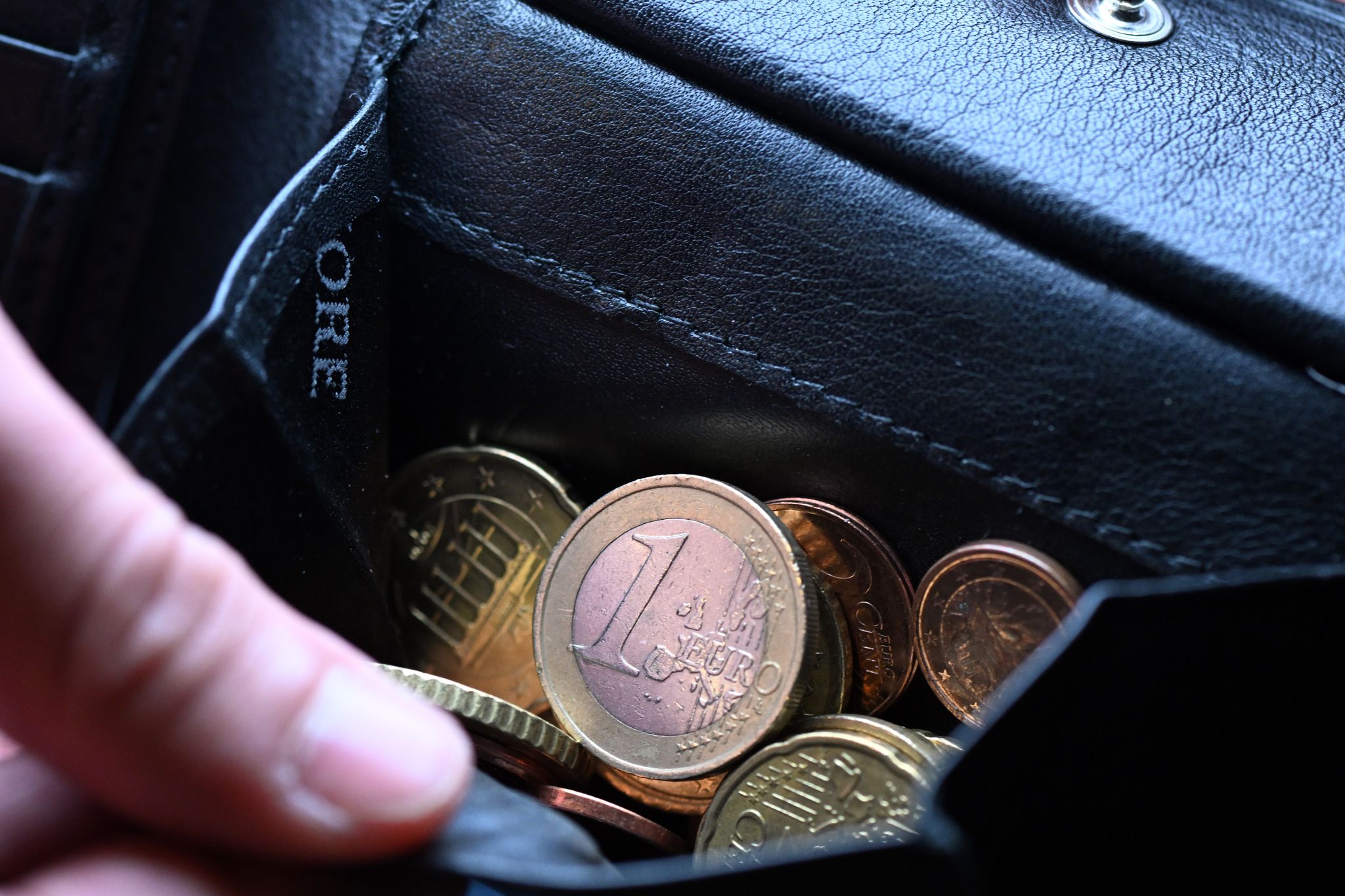 Altersvorsorge in Deutschland: Weniger Sparen aufgrund gestiegener Preise