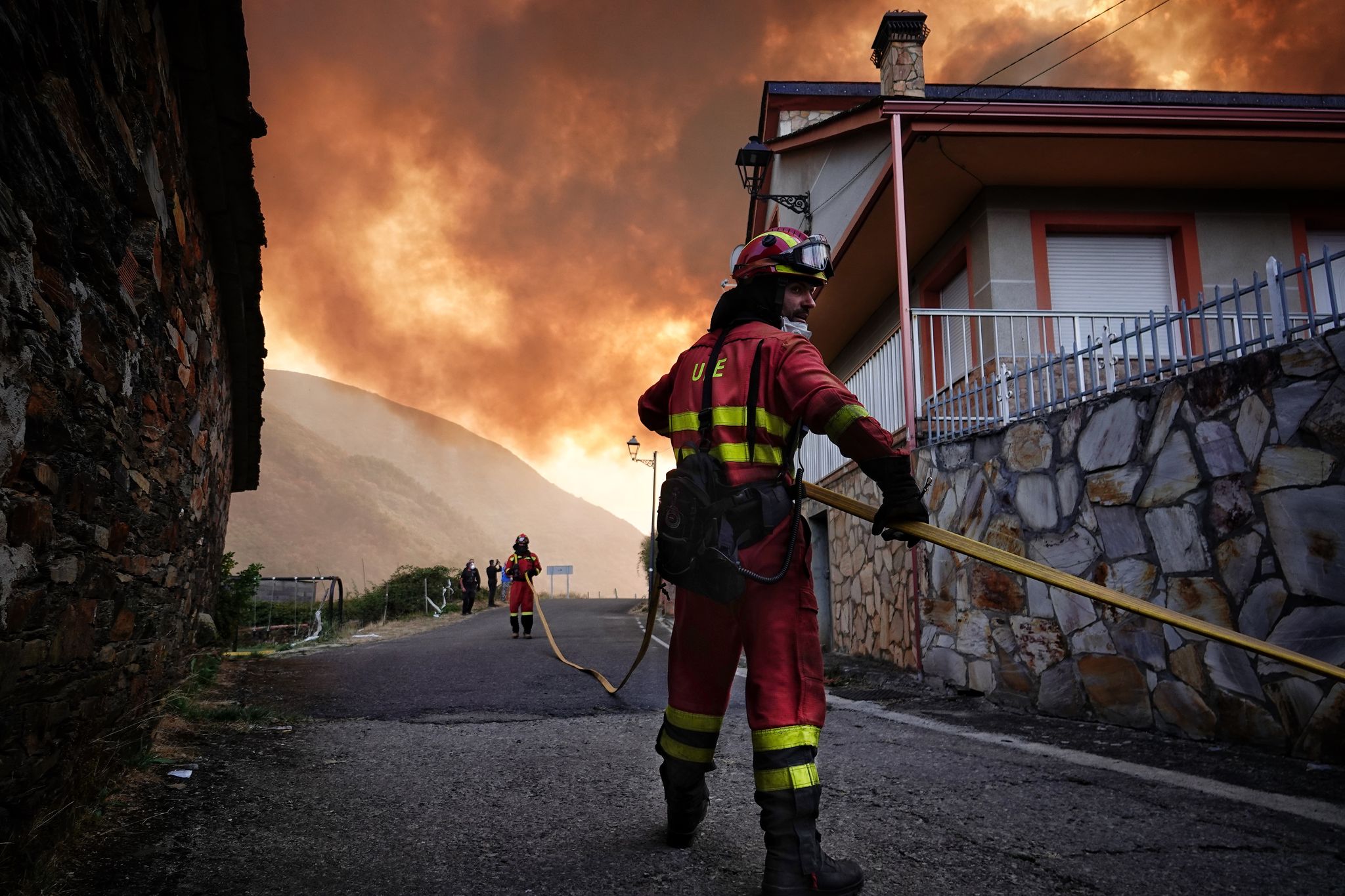 Deutsche Feuerwehrleute jetzt in Nordspanien im Einsatz