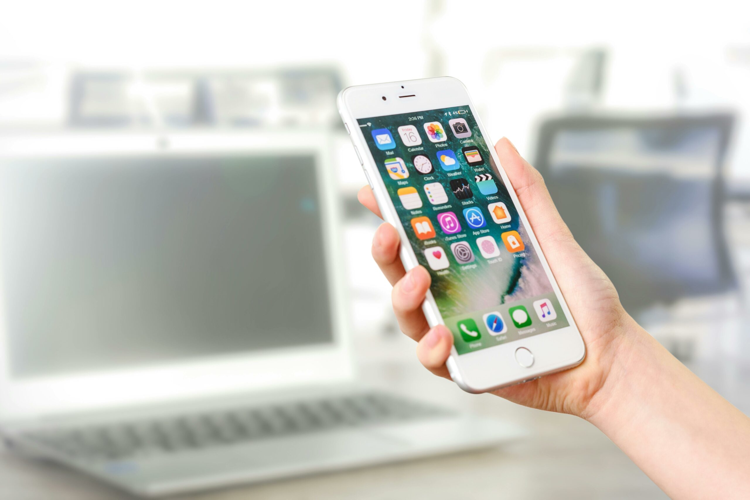 42 oder mehr – Apps auf deutschen Smartphones geben weiterhin den Ton an