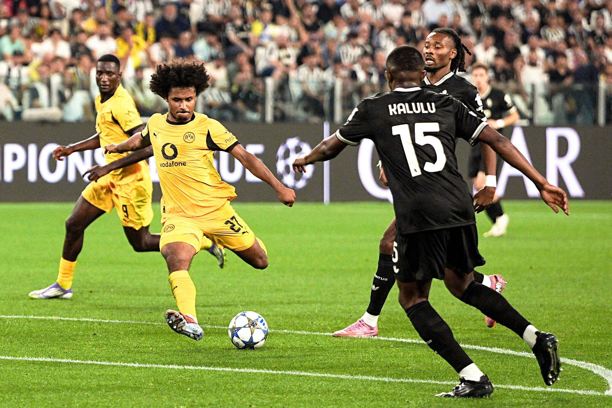 Spektakuläres 4:4! BVB verspielt Führung gegen Juventus Turin