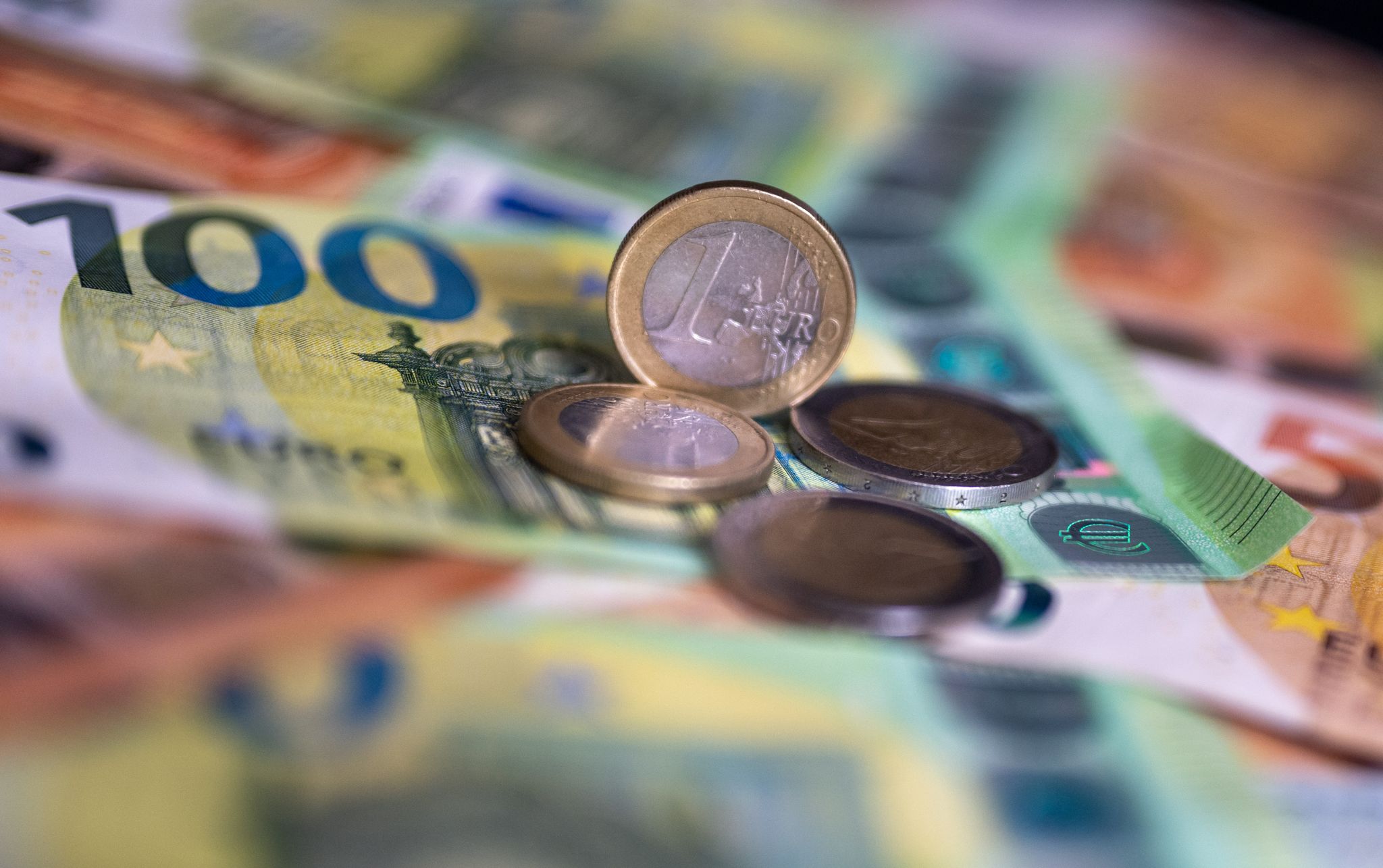 Geld leihen für den Alltag: Deutsche finanzieren Lebensmitteleinkäufe auf Pump