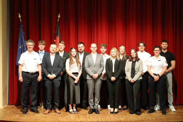 Wiesbaden: ZOLL Karriere beim Hauptzollamt Darmstadt