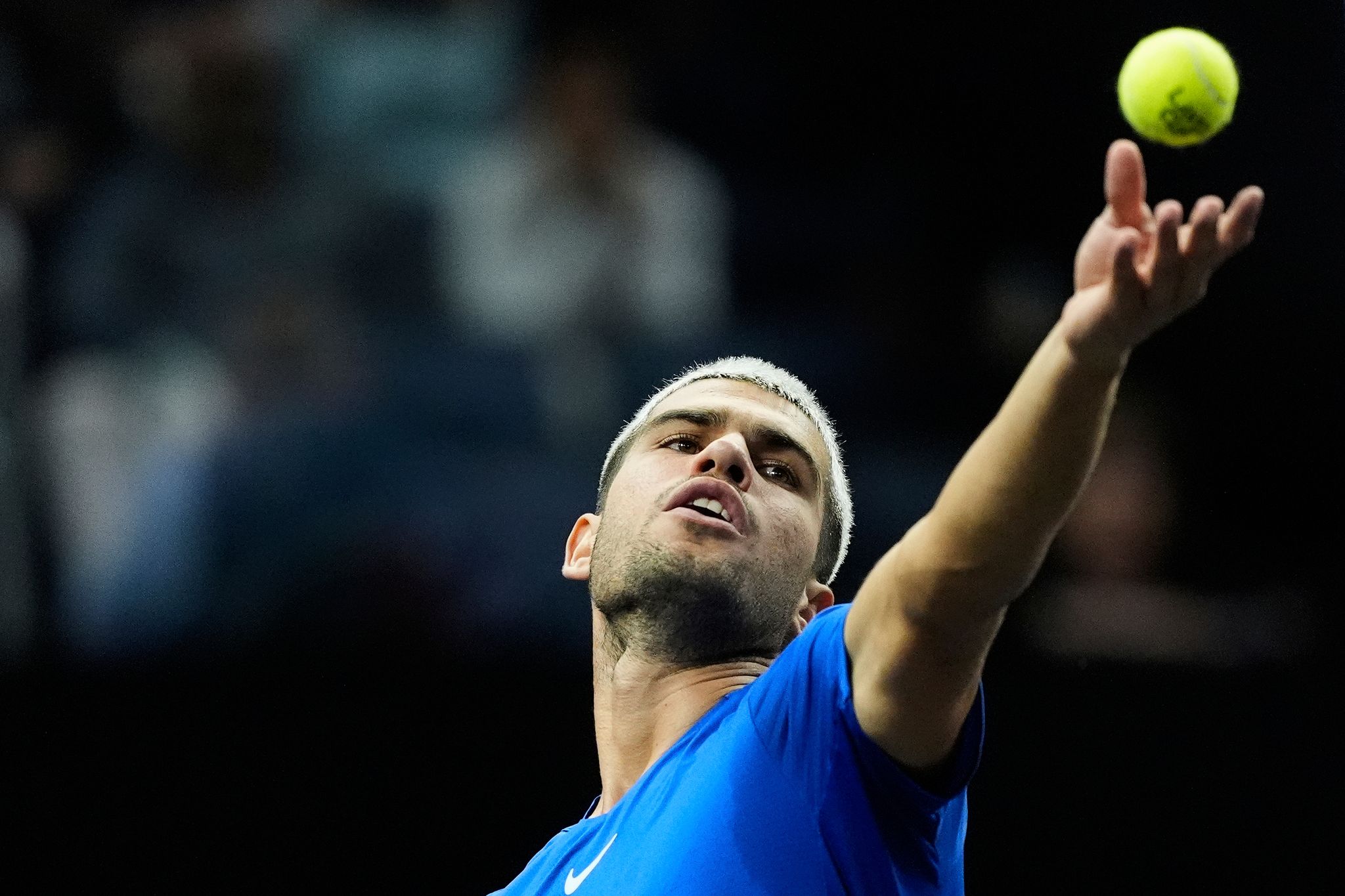 Alcaraz nach Schreckmoment im Achtelfinale von Tokio