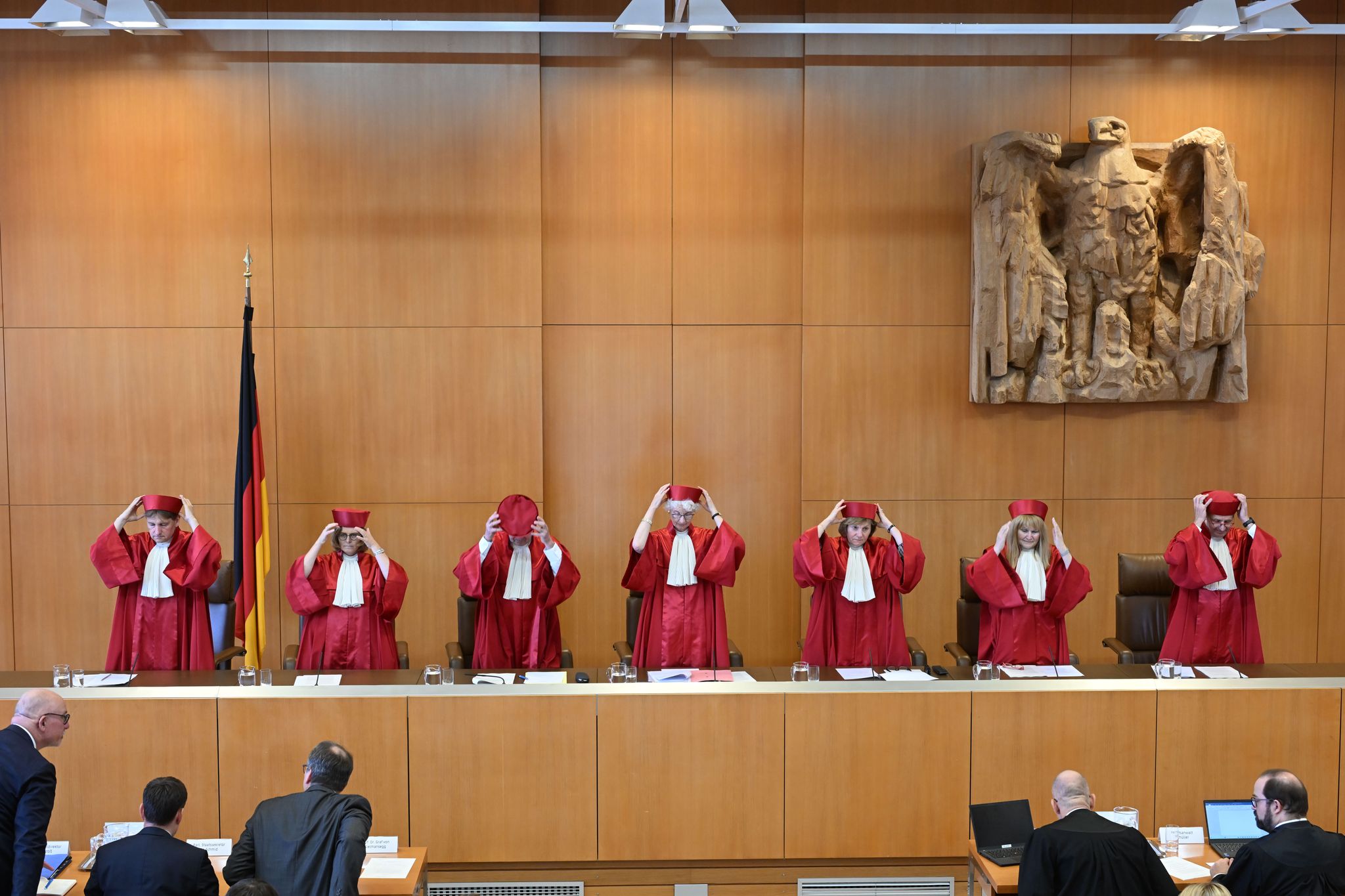 Im zweiten Anlauf soll es sitzen – Richterwahl im Bundestag