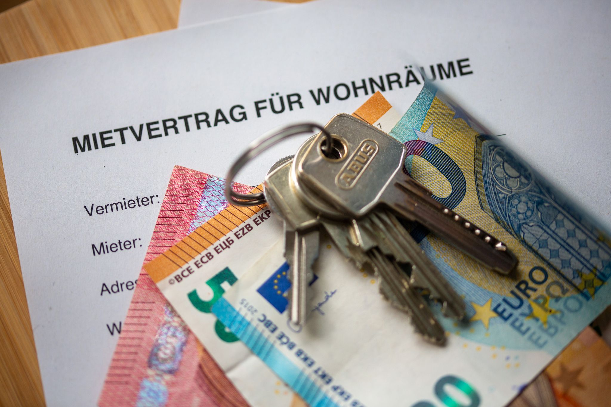 Geld verdient mit Untermiete? BGH prüft Räumungsklage