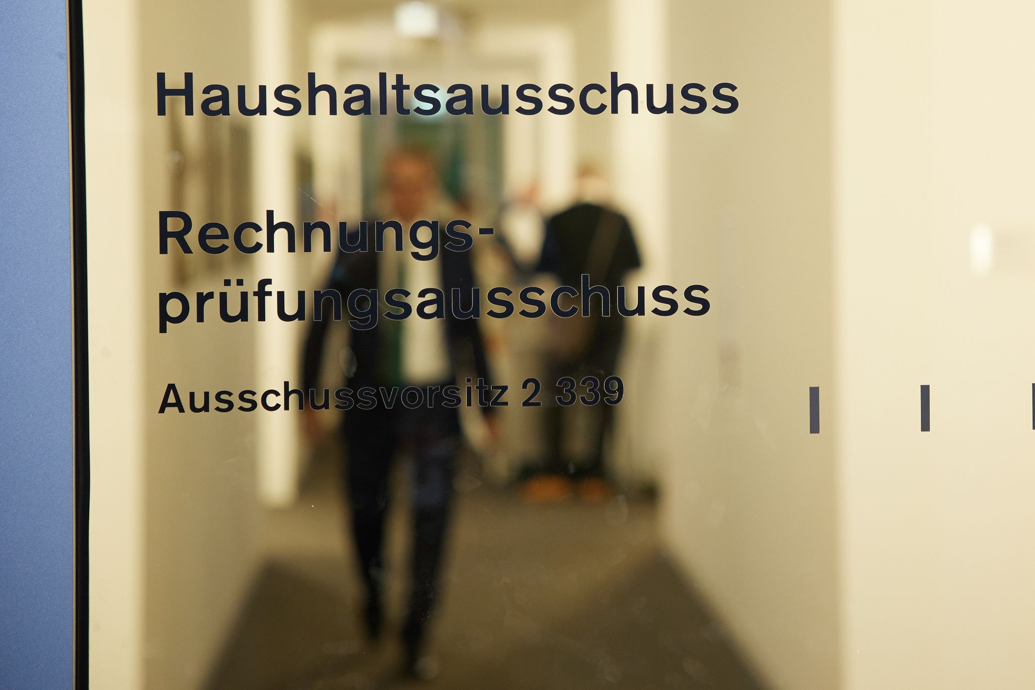 Haushaltsausschuss beschließt Etat 2025 mit Milliardenkrediten