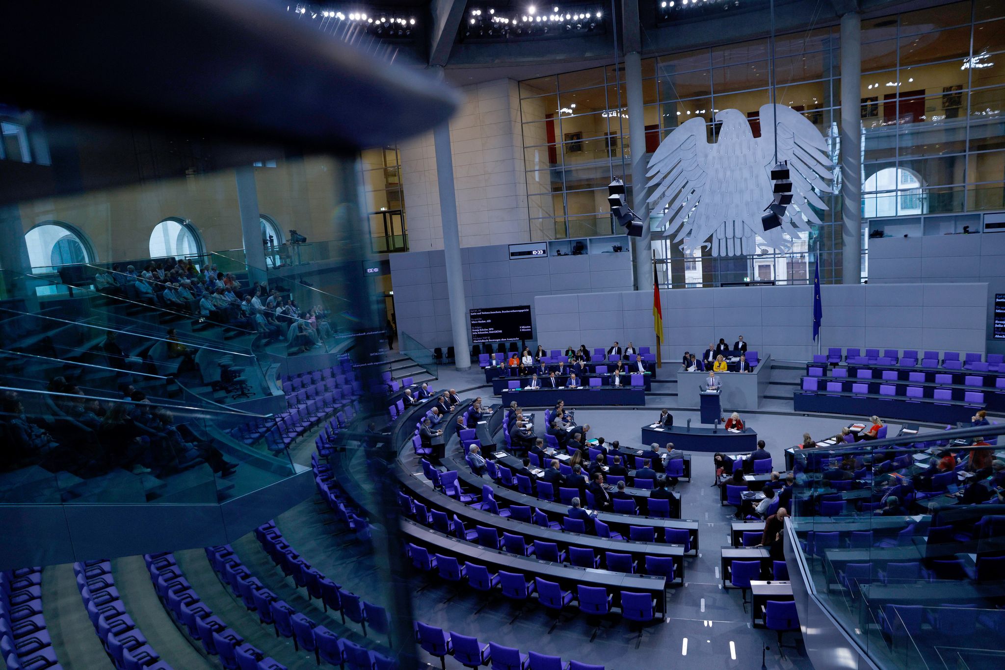 Neuer Bundeshaushalt 2025 beschlossen, mehr Geld für Soziales und Bundeswehr