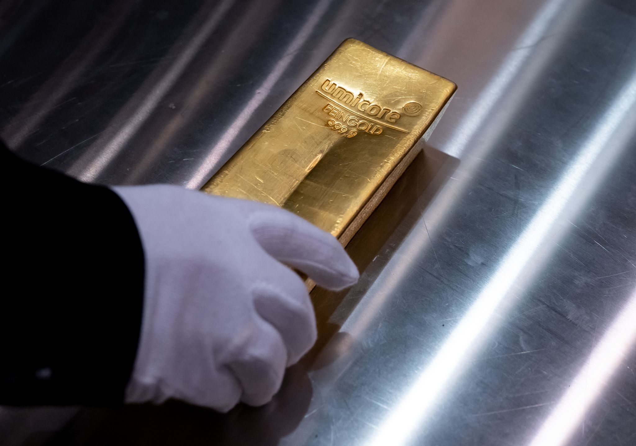 Gold kostet erstmals mehr als 3.800 Dollar