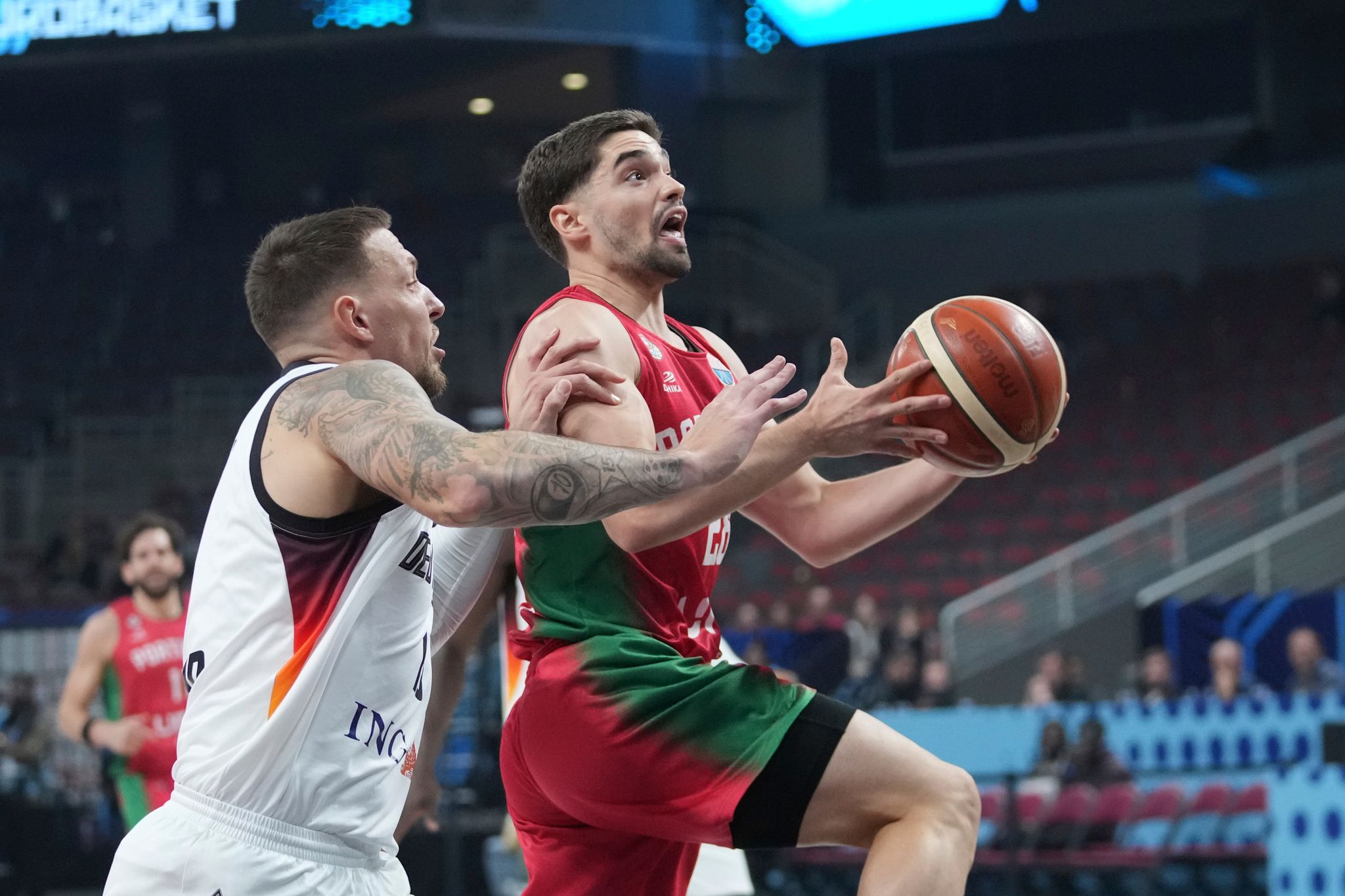 Deutschlands Basketballer quälen sich ins EM-Viertelfinale, müssen Leistung steigern