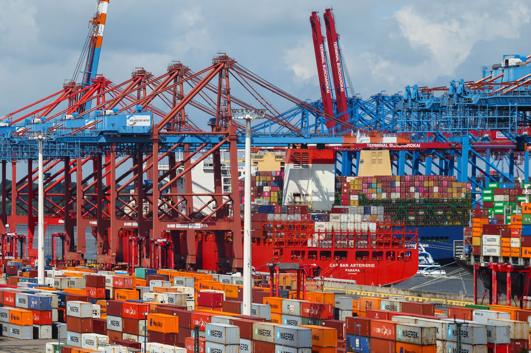 IW: USA bei Importen stärker von EU abhängig als von China
