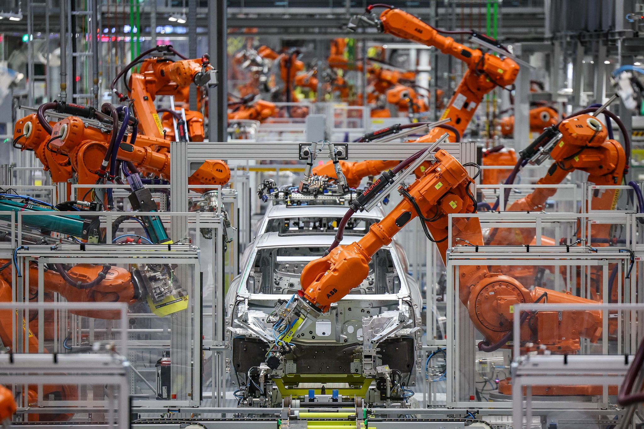 Autoindustrie in Deutschland investiert weniger in Industrieroboter