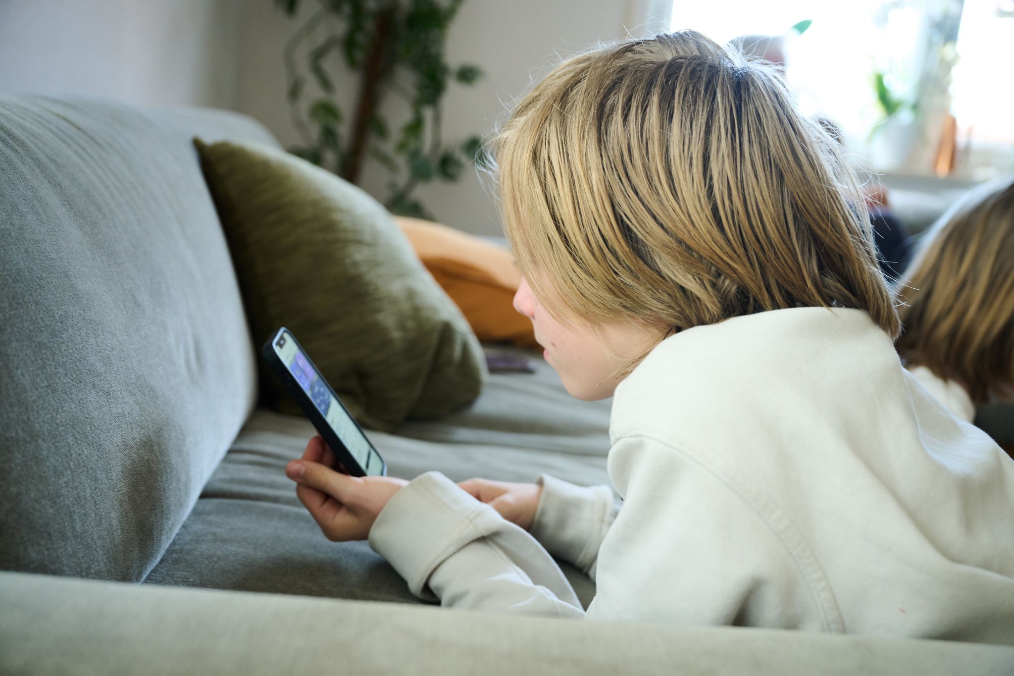 Studie: Mehrheit der Jugendlichen scheitert am Handyverzicht