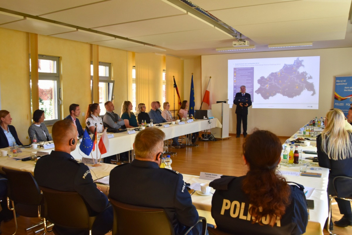 Neubrandenburg: EU-Förderprojekt vereint Kriminaltechniker