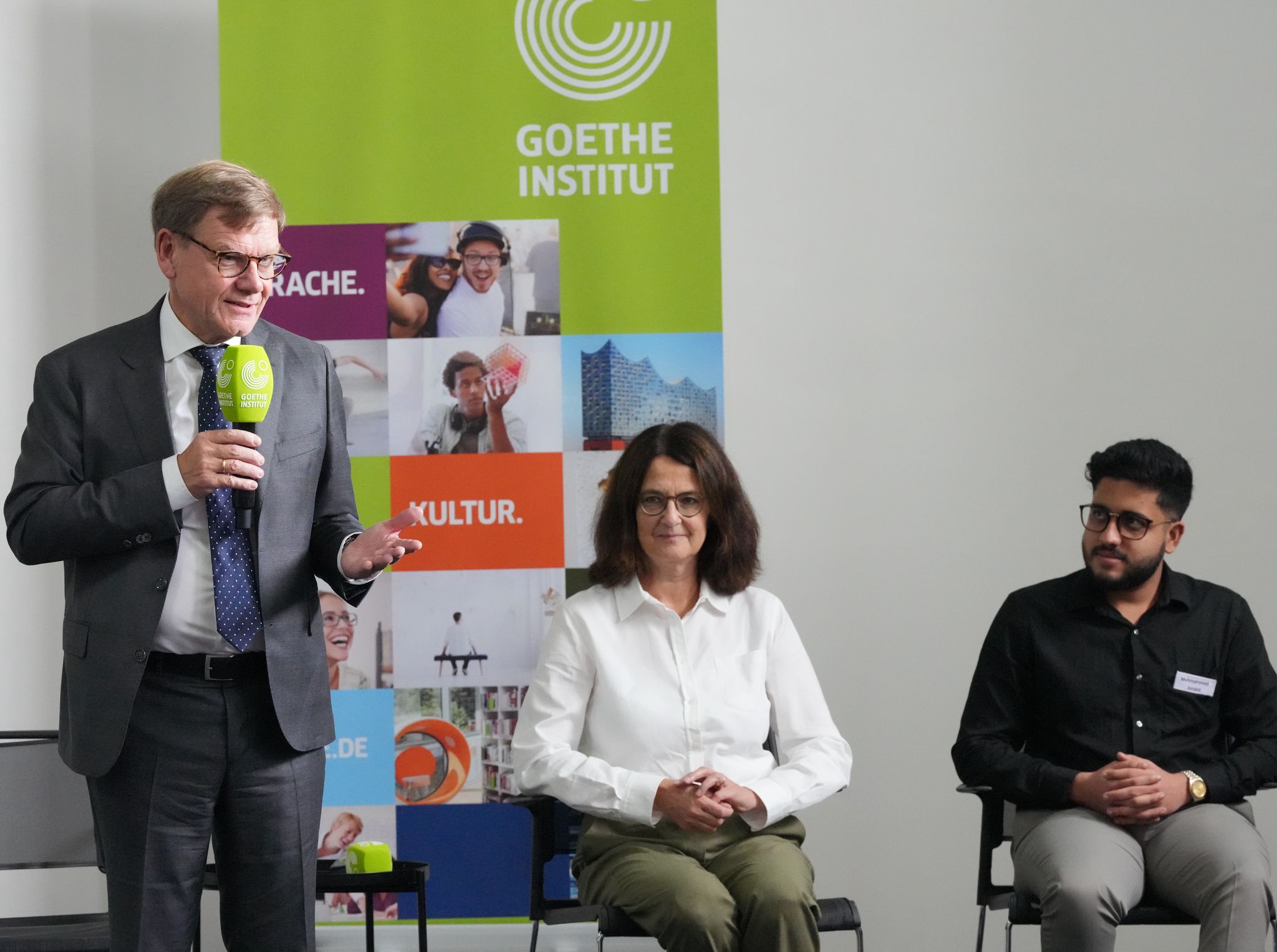 Wadephul im indischen High-Tech-Zentrum Bengaluru