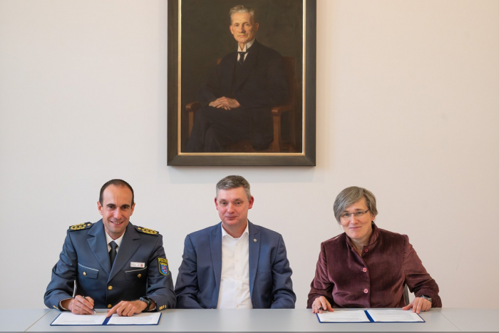 Hadamar: Universität Gießen und Polizei kooperieren für Demokratie