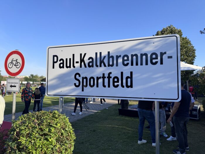 Paul Kalkbrenner Sportfeld