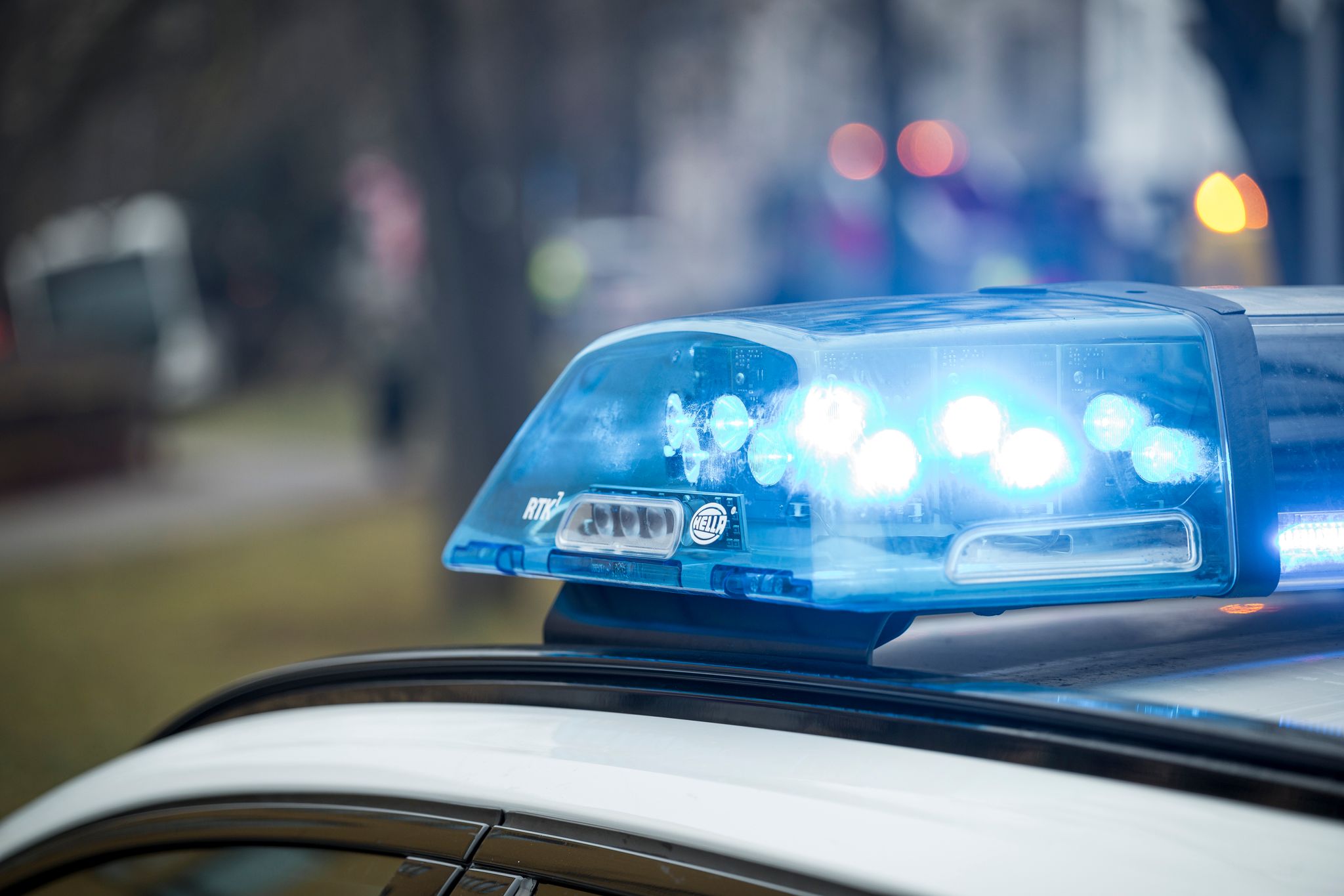 Messerangriff an Schule: Lehrerin verletzt – Schüler gefasst