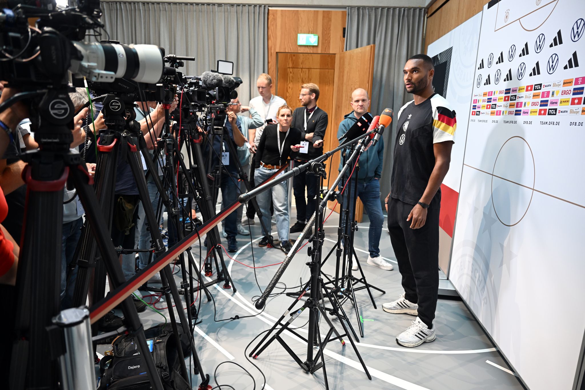 Bayerns Tah warnt vor Slowakei, fordert souveräne Leistung