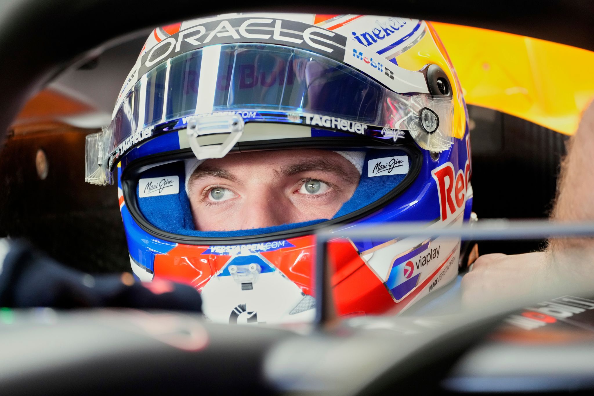 Verstappen sichert sich Pole in Baku