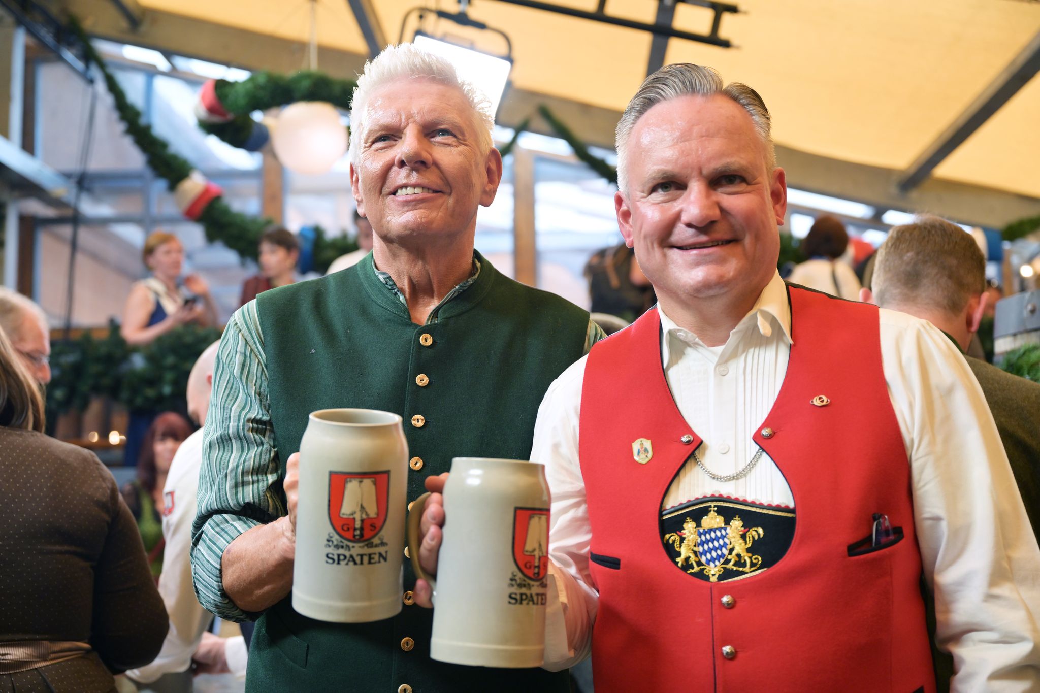 Münchner OB bittet nach Wiesn-Überfüllung um Entschuldigung