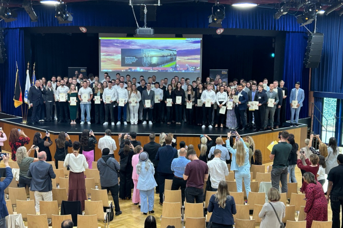 Erfurt: Start in ein spannendes Berufsleben beim Hauptzollamt Frankfurt am Main