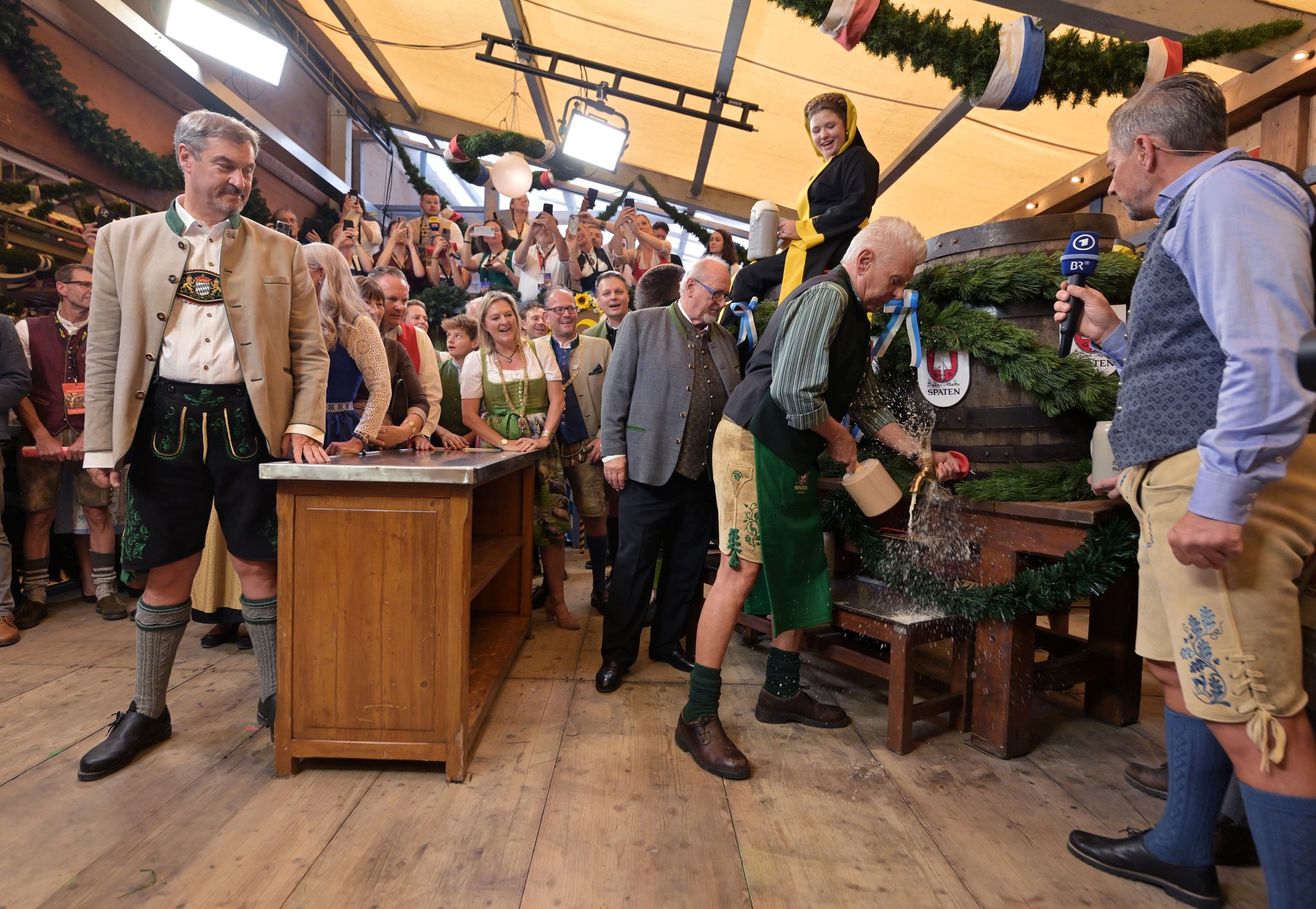 «O’zapft is» – 190. Münchner Oktoberfest gestartet