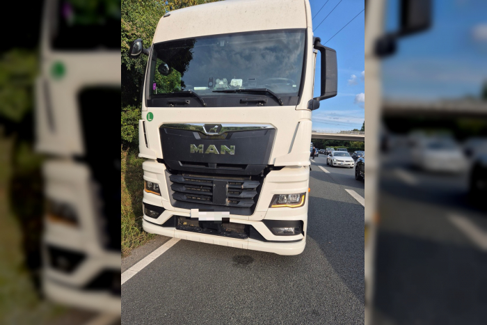 Autobahn 23: Lkw-Fahrer nicht fahrtüchtig