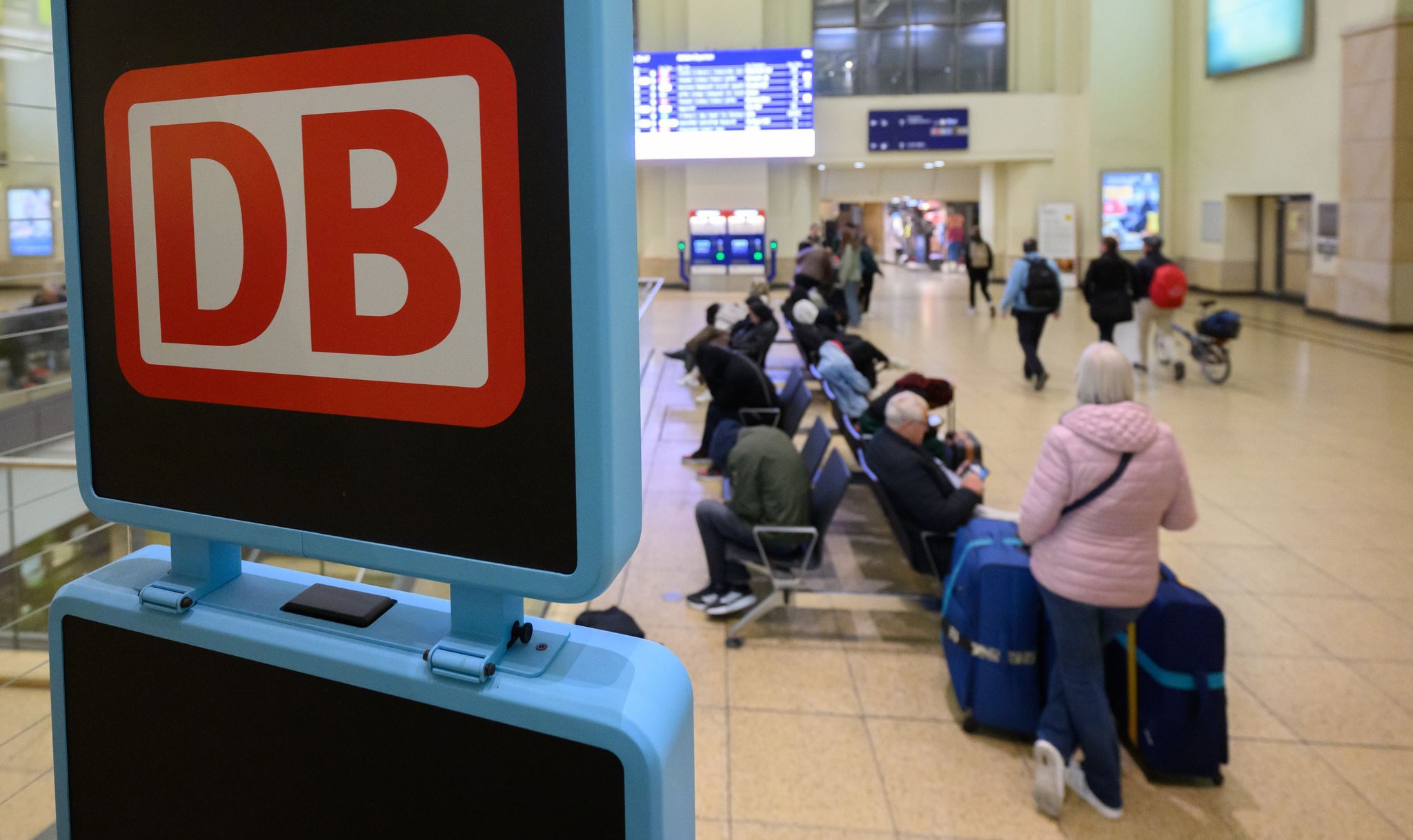 Defekte Leitung bremst Zugverkehr nach Hamburg aus