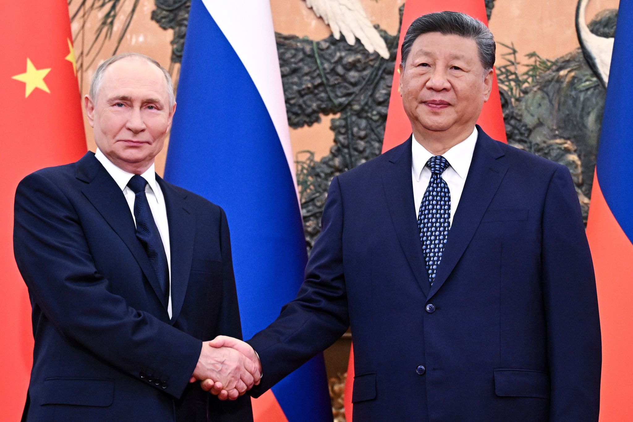 Putin und Xi betonen gute Beziehungen bei Treffen in Peking