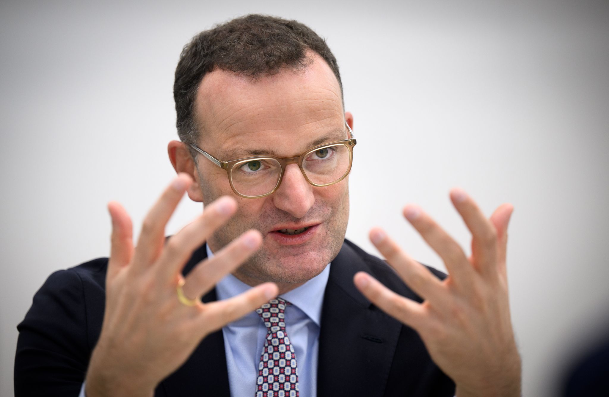 Ungerechte Vermögensverteilung in Deutschland – Spahn fordert Reform