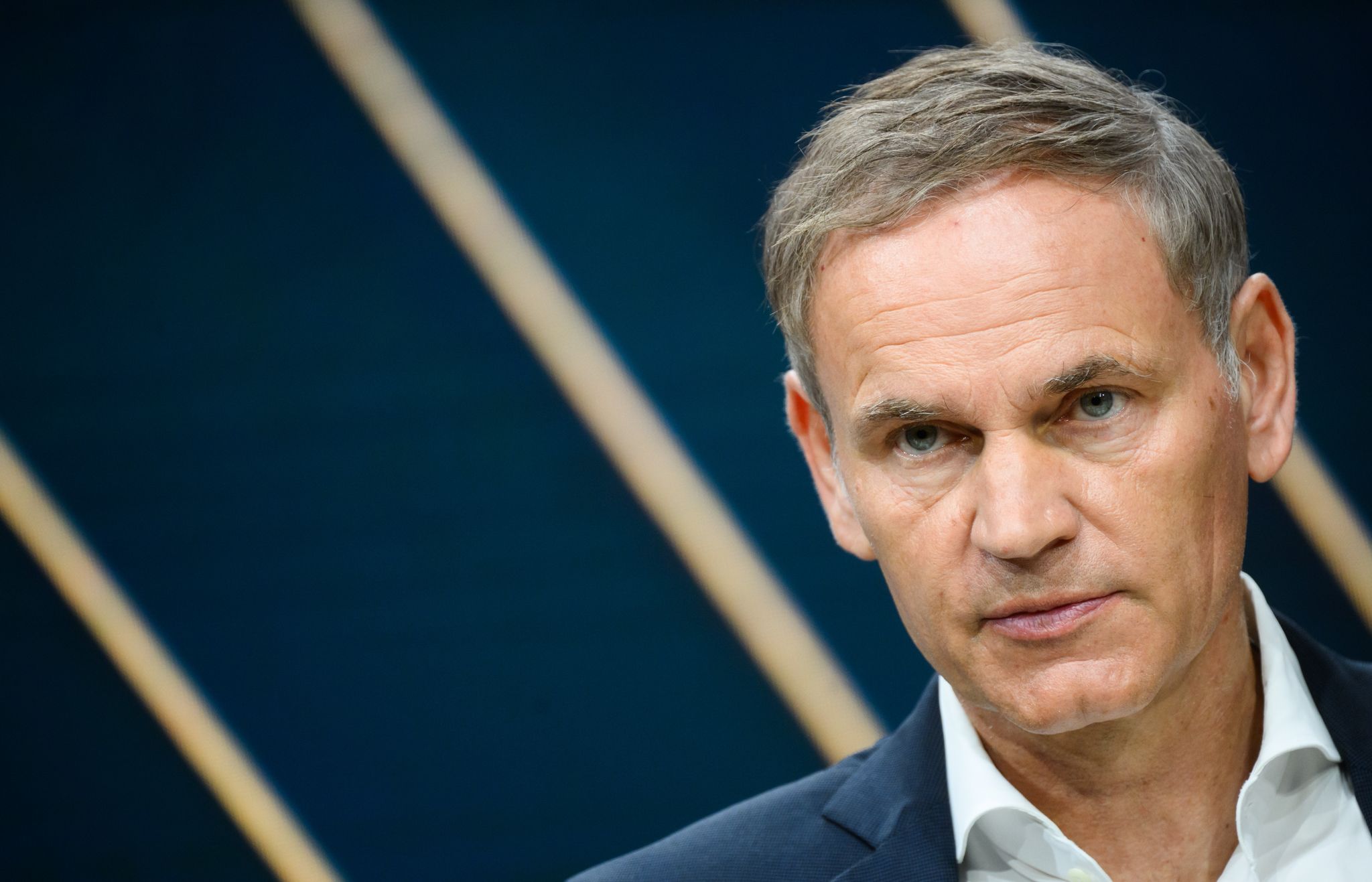 VW-Betriebsrat fordert Blumes Rückzug von Porsche-Spitze