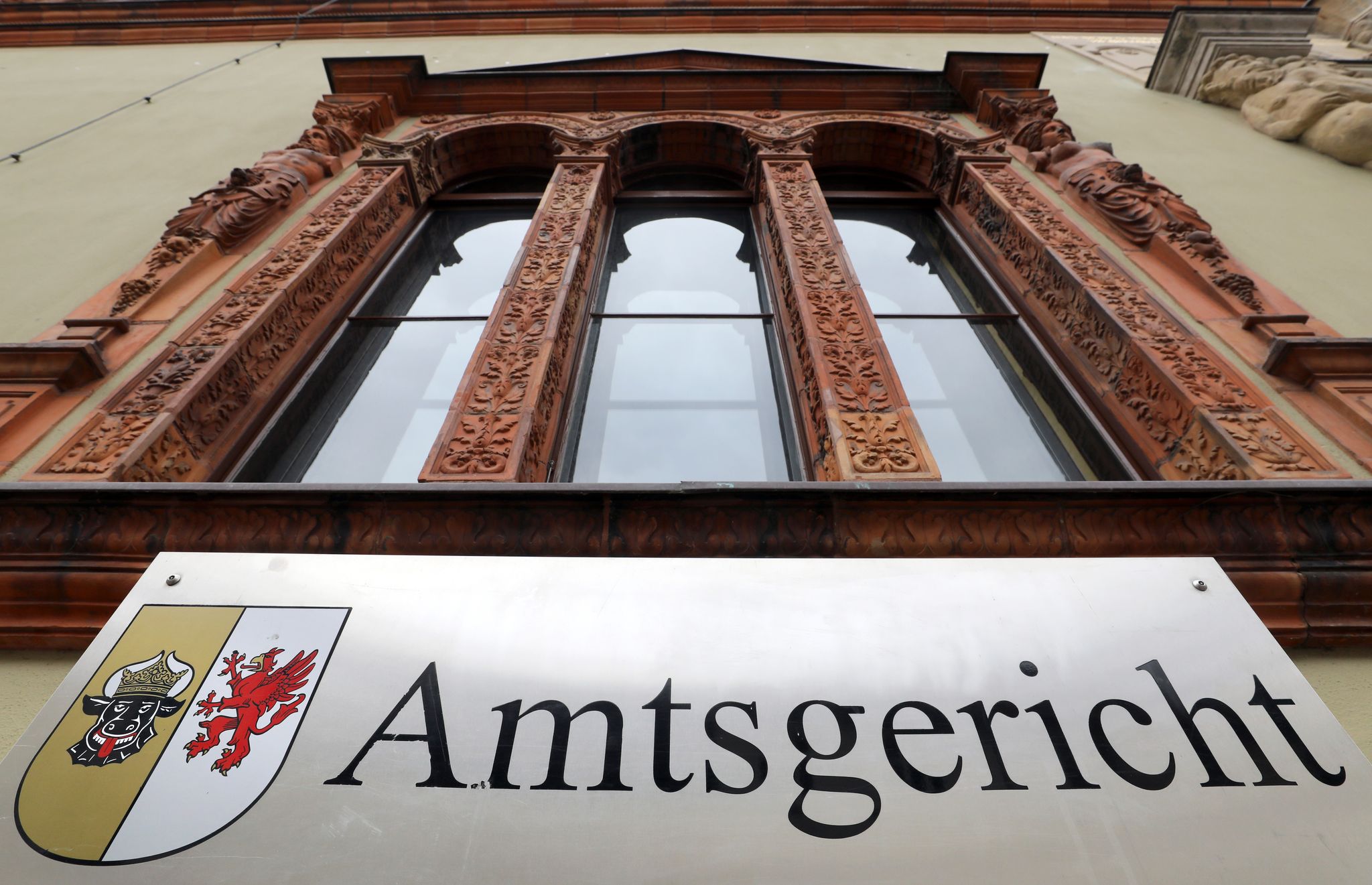 Jugendliche nach Angriff auf ghanaische Mädchen verurteilt