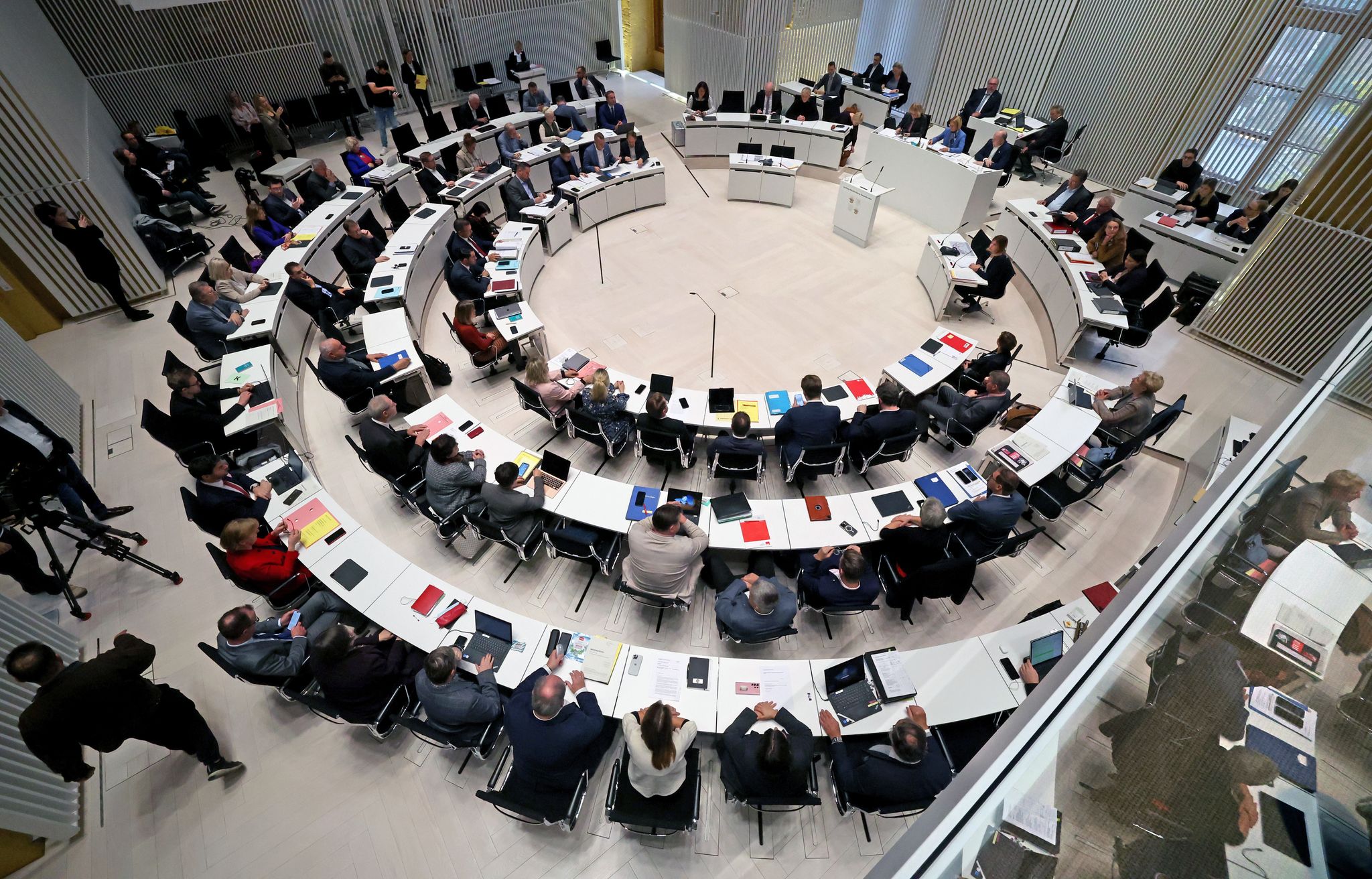 Politische Stimmung in Ostdeutschland: AfD auf dem Vormarsch