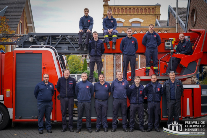 Uckerath: Lehrgang für Drehleiter-Maschinisten bei Feuerwehr Hennef