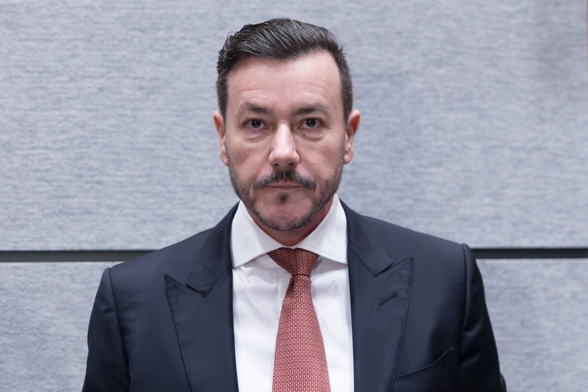 Investor René Benko weist Vorwürfe zurück, kämpfte um Lebenswerk