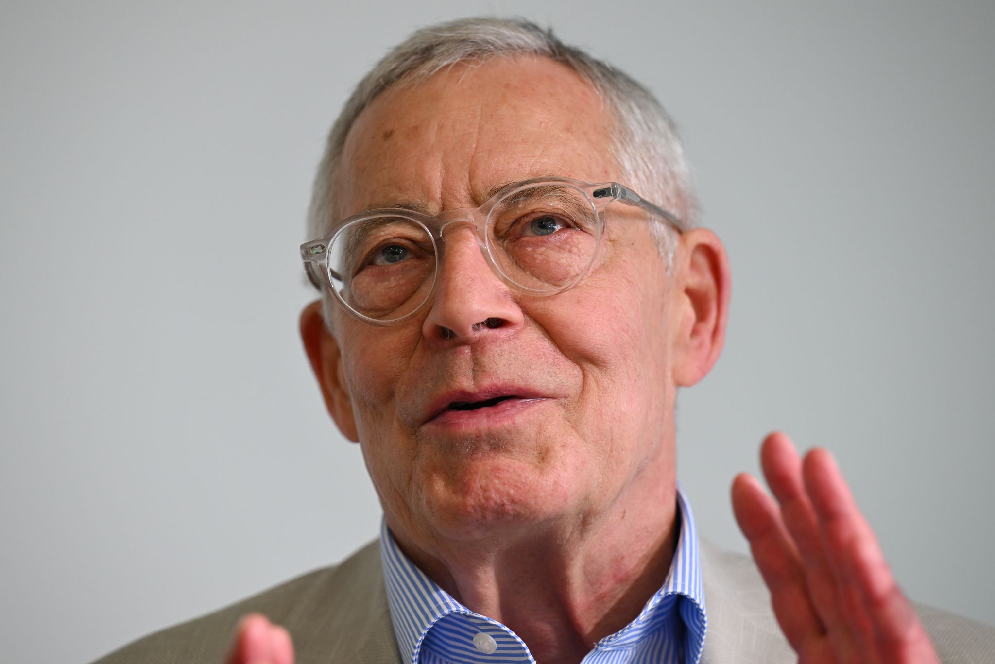 Historiker Karl Schlögel: Wiedereinführung der Wehrpflicht in Deutschland notwendig