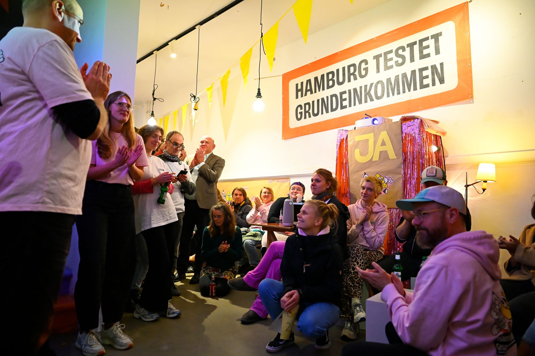 Volksentscheid für Grundeinkommen in Hamburg gescheitert