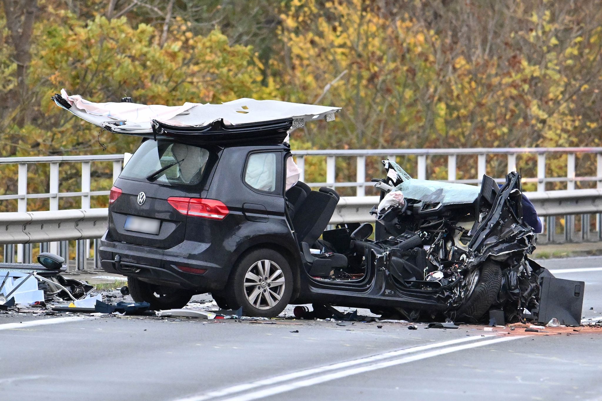 Auto stürzt in Mittellandkanal – viele Fragen bleiben offen