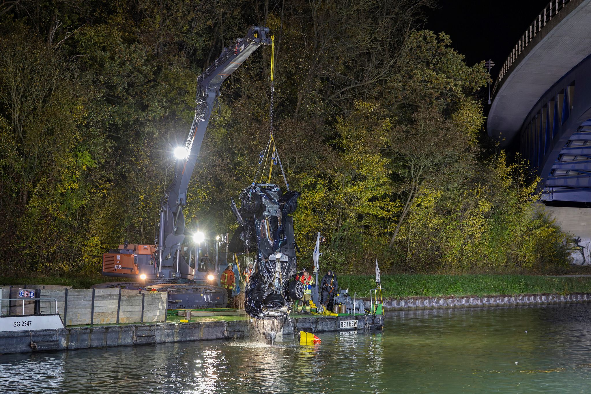 In Kanal gestürztes Auto: Drittes Todesopfer identifiziert