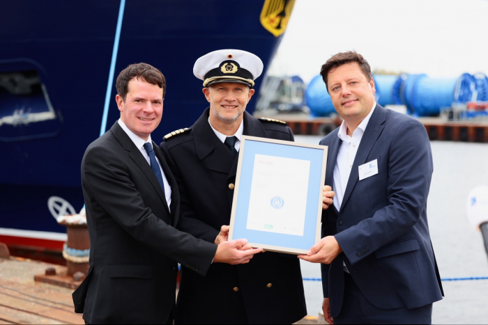 Kiel: Zollschiff „Emden“ getauft und in Dienst gestellt, Neues Einsatzschiff mit moderner LNG- Antriebtechnik