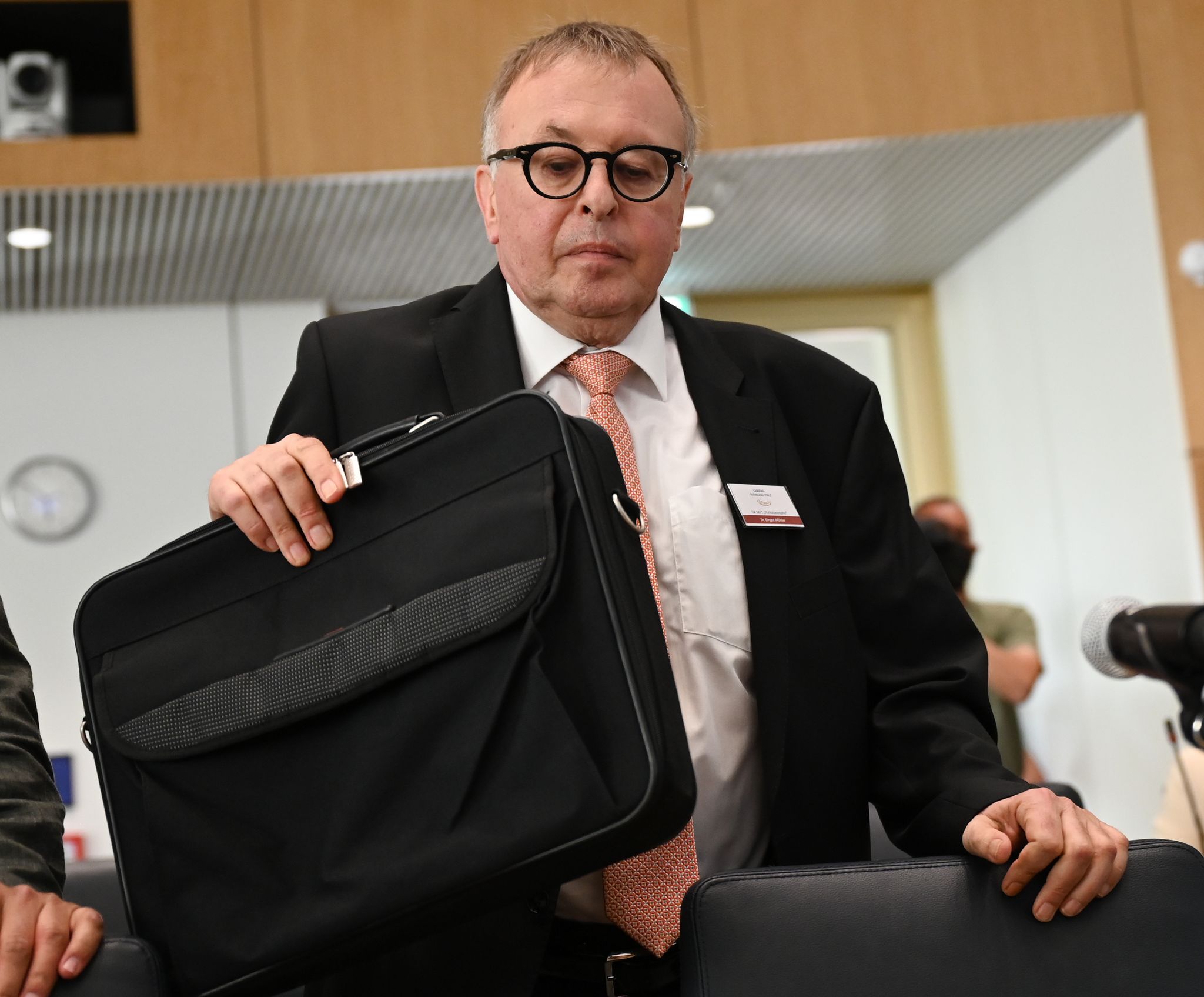 Nach Ahrtalflut keine neuen Ermittlungen gegen Ex-Landrat