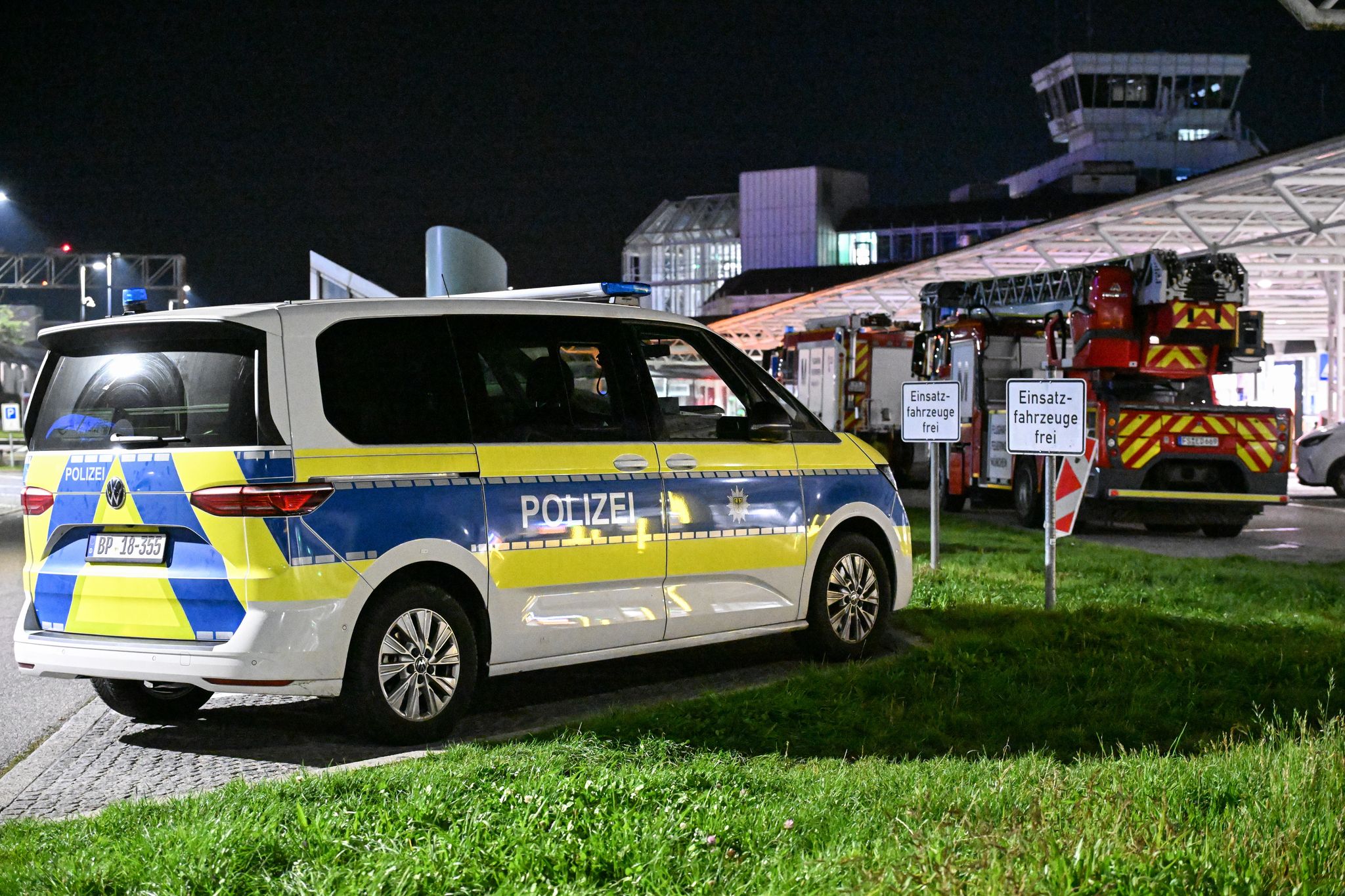 Nach Drohnen-Alarm – Chaos am Flughafen München: 3.000 Passagiere gestrandet
