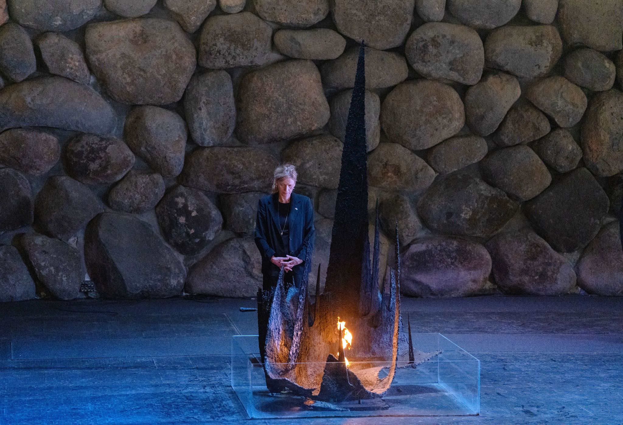 Deutsche Bildungsministerin gedenkt Holocaust-Opfern in Israel