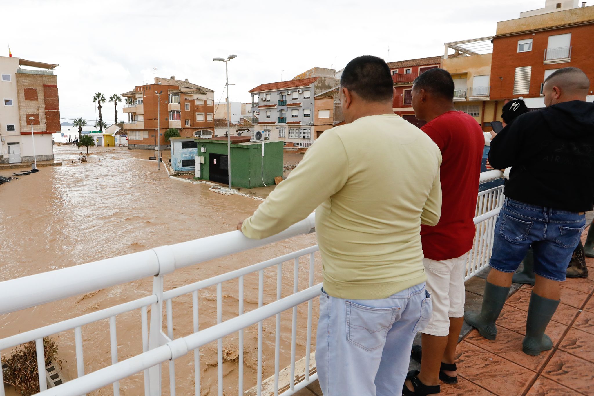 Überschwemmungen nach heftigen Regenfällen in Südostspanien