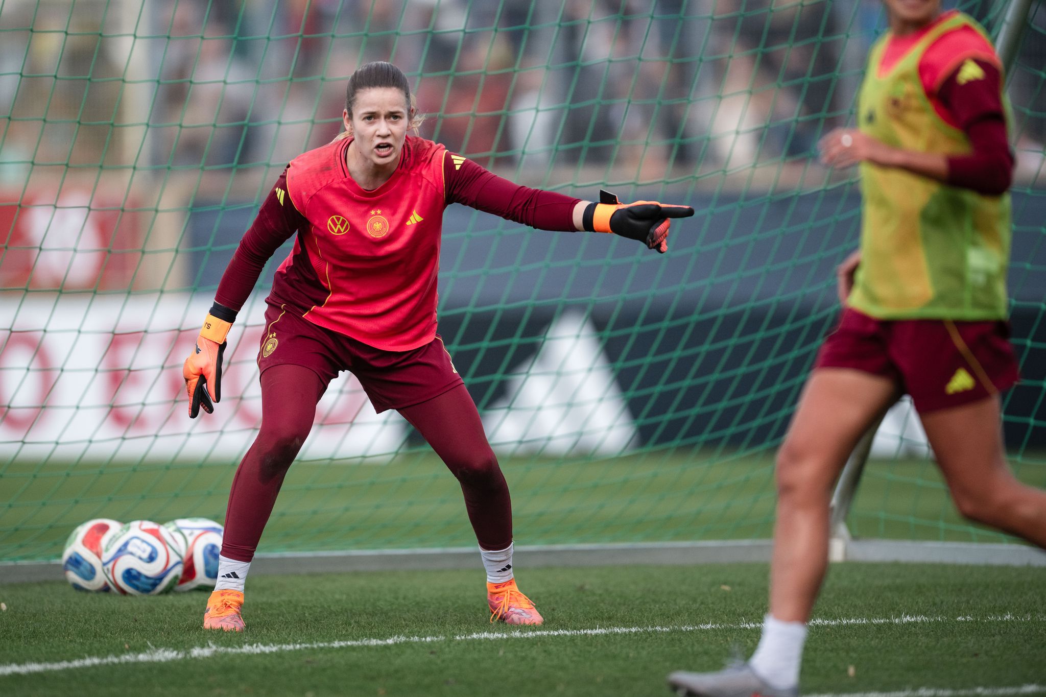 Deutsche Fußballerinnen vor EM-Rückblick und Torwart-Dilemma